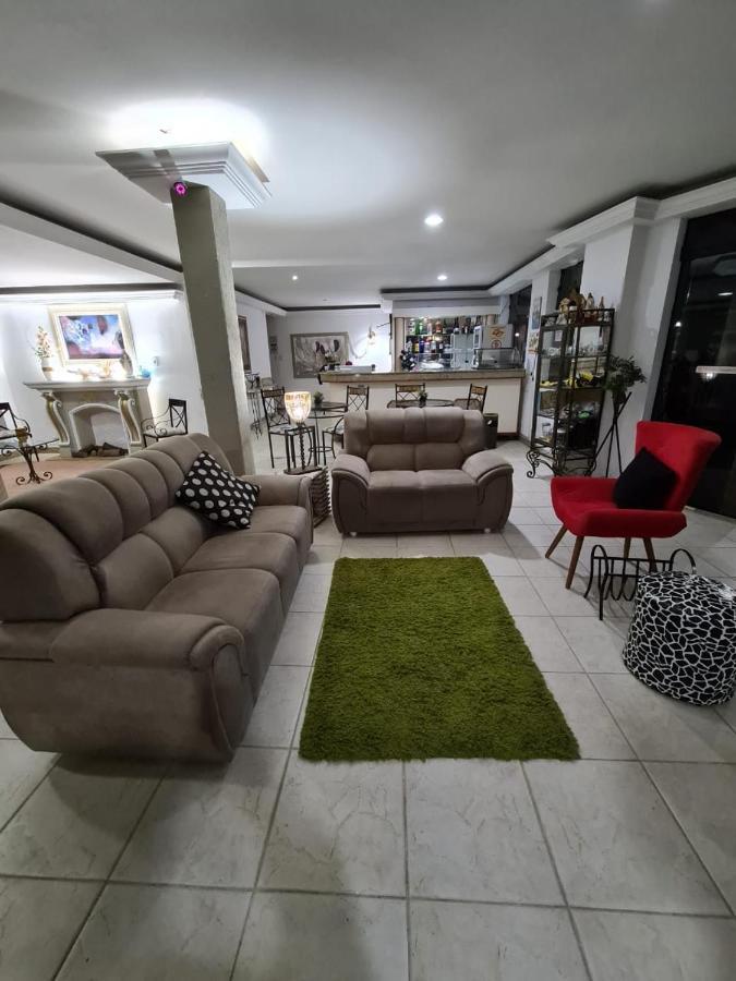 Vitoria Garden 2*
